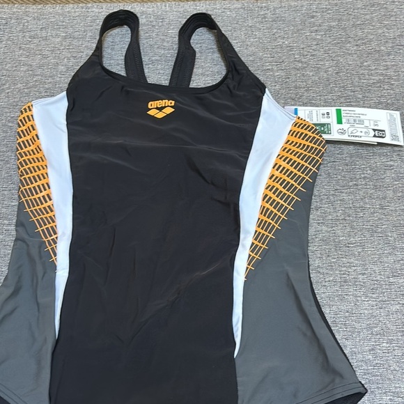 ARENA Feel Threefold V Back R Swimsuit Stretchy One Piece Pool Bathing Suit - Picture 5 of 5